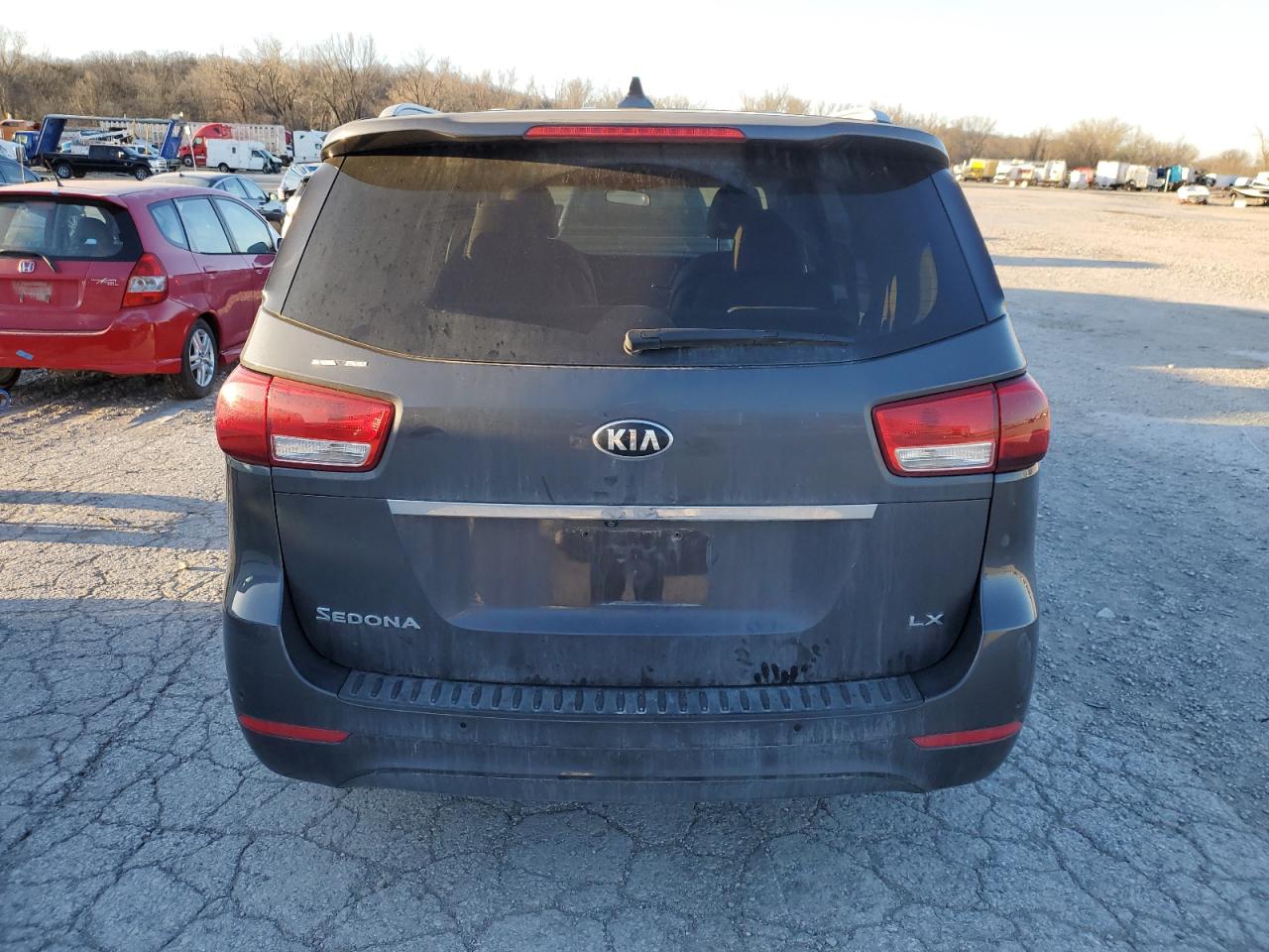 KNDMB5C12F6021578 2015 Kia Sedona Lx