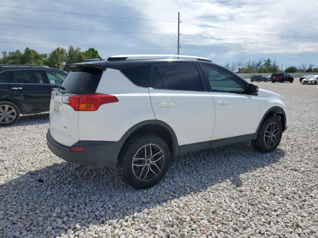 2015 TOYOTA RAV4 XLE - JTMWFREV0FJ049140