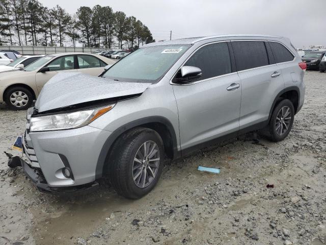 VIN 5TDKZRFH7KS559108 2019 Toyota Highlander, SE no.1