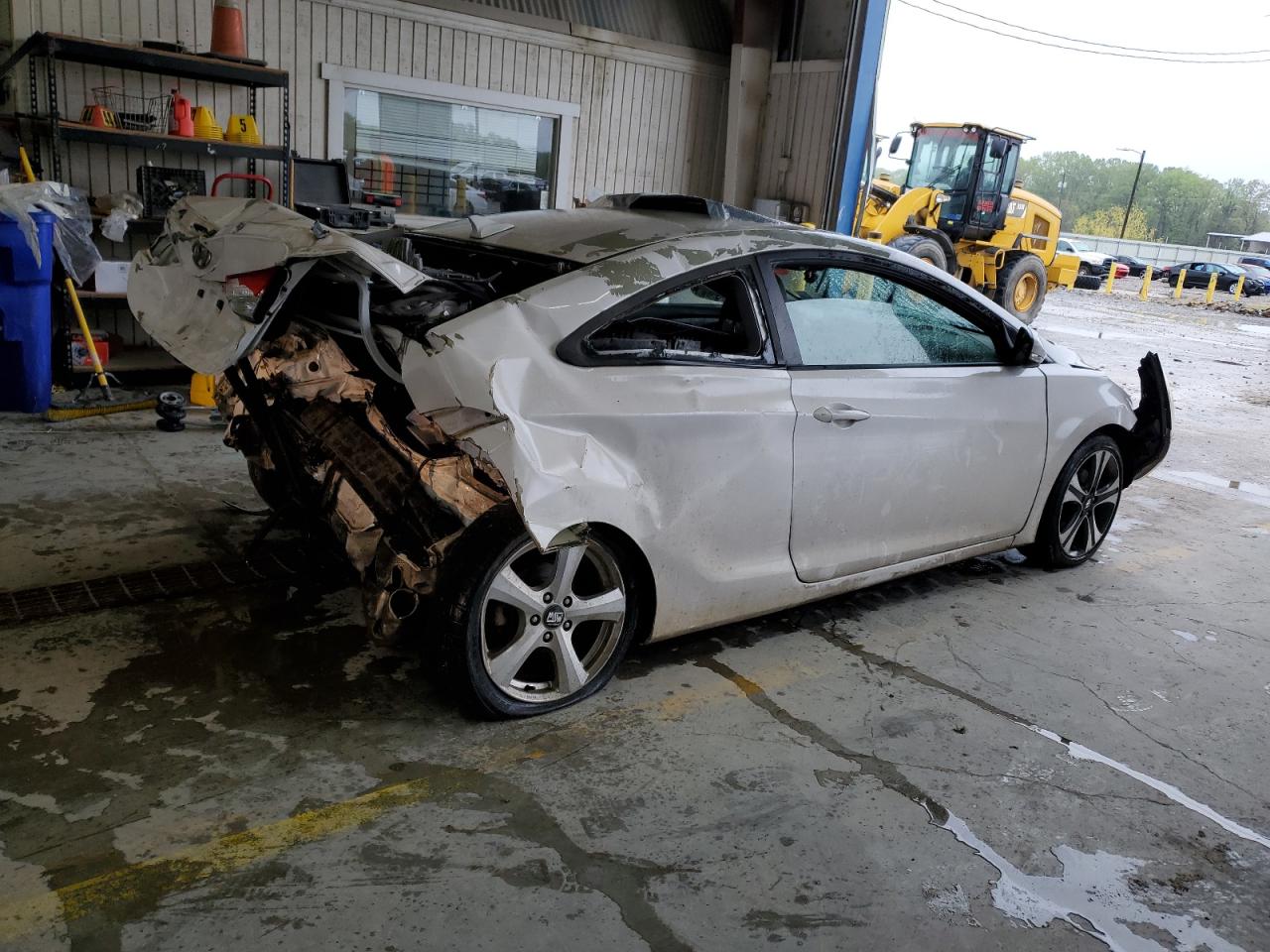 KMHDH6AE2DU015956 2013 Hyundai Elantra Coupe Gs