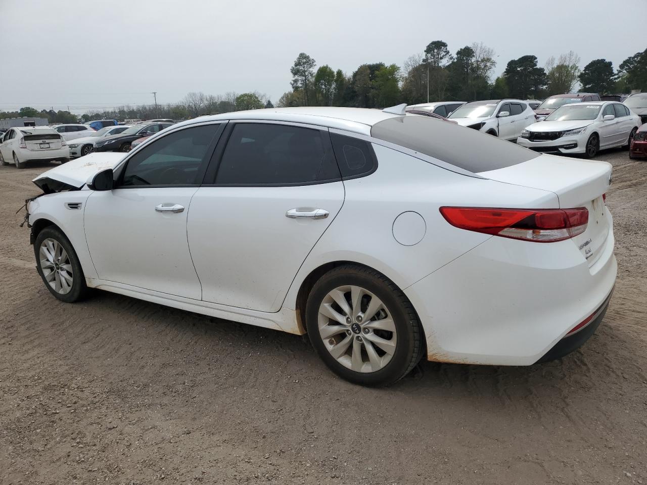 5XXGT4L30HG165074 2017 Kia Optima Lx