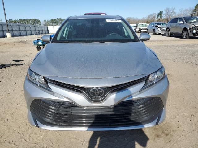 VIN 4T1B11HKXKU766066 2019 Toyota Camry, L no.5