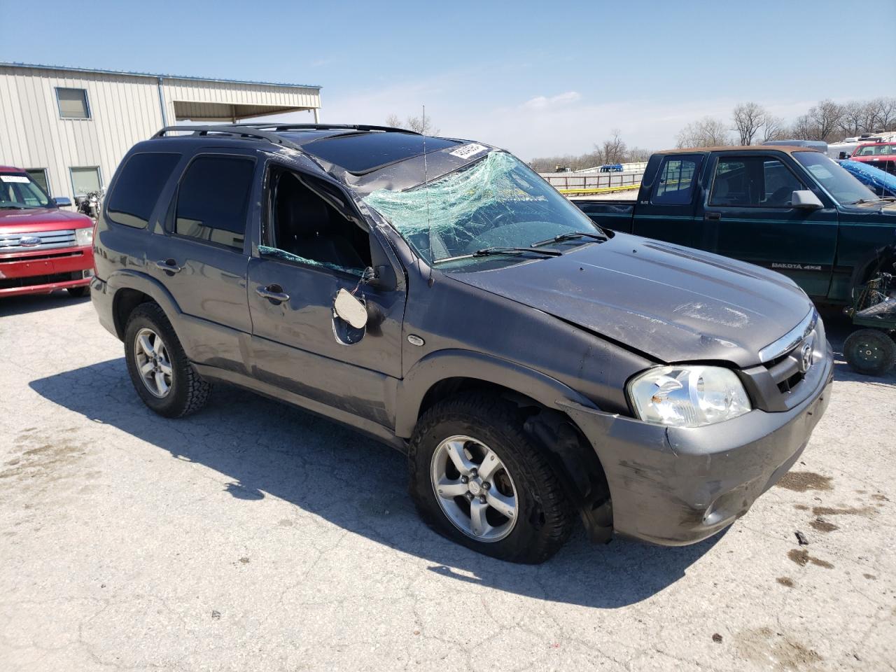 4F2YZ06135KM26866 2005 Mazda Tribute S