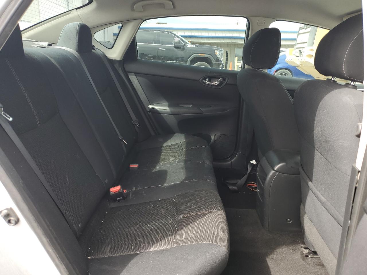 VIN: 3N1AB7AP5GY288880 2016 NISSAN SENTRA