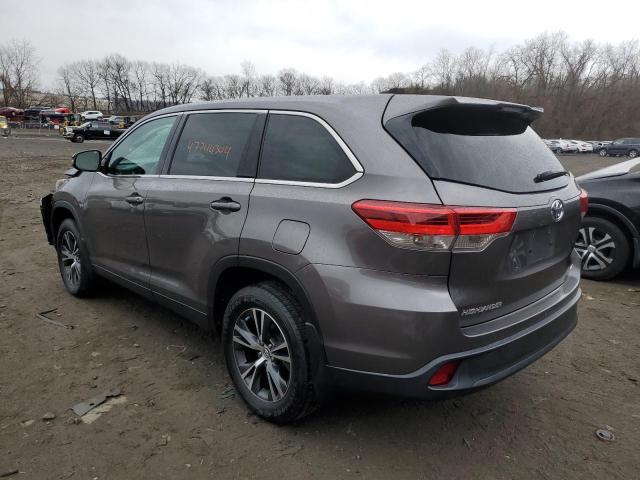 VIN 5TDBZRFH5KS738117 2019 Toyota Highlander, LE no.2