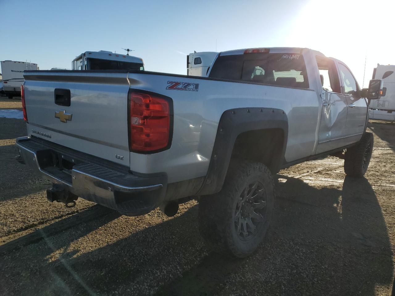 1GC4K0C87FF502748 2015 Chevrolet Silverado K3500 Ltz