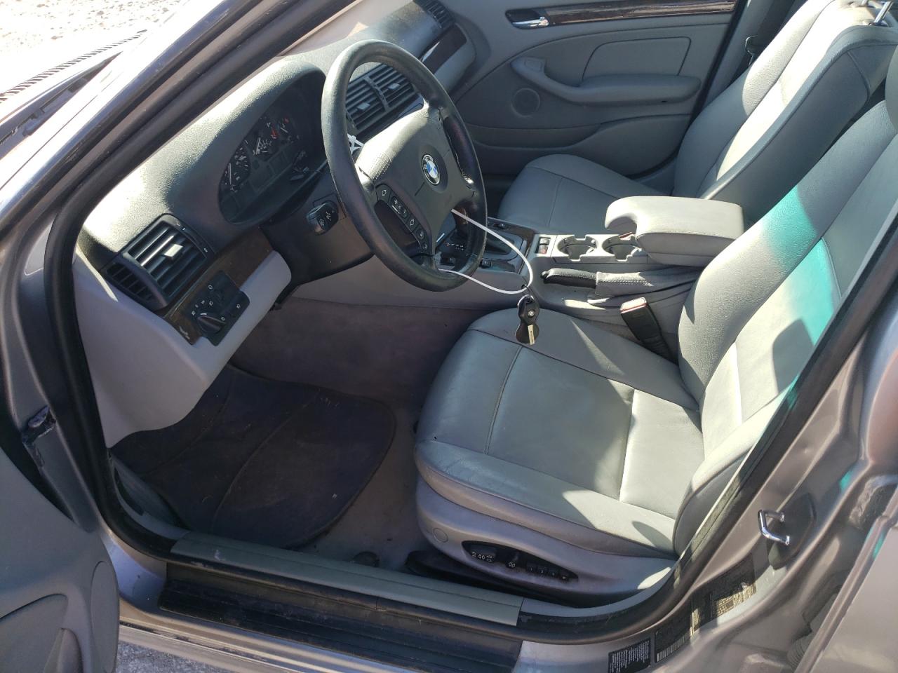 WBAET37443NJ37664 2003 BMW 325 I