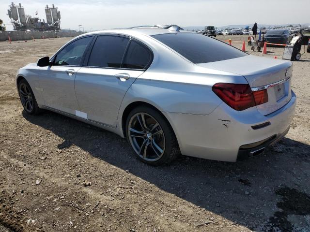 VIN WBAYA8C59FD825488 2015 BMW 7 Series, 750 I no.2