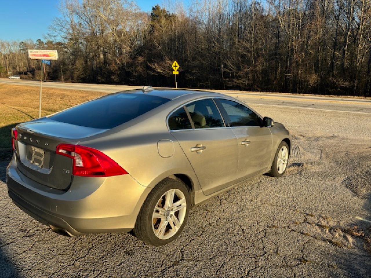 2015 Volvo S60 Premier+ vin: YV140MFC7F1309634