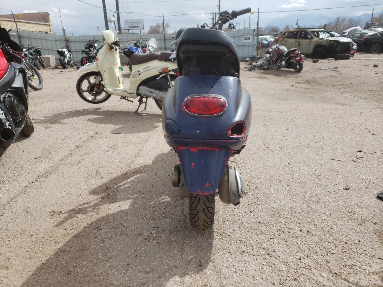 ZAPC16C1835006622 2003 Vespa C161C