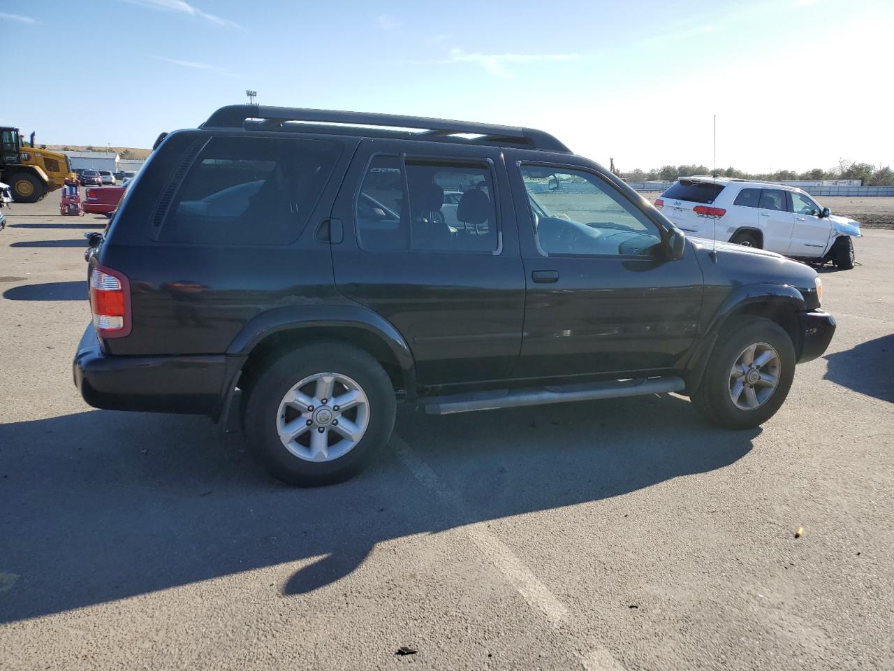 Lot #2952412408 2003 NISSAN PATHFINDER