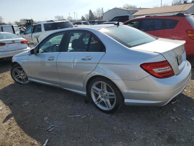 VIN WDDGF8AB4DA840140 2013 Mercedes-Benz C-Class, 3... no.2