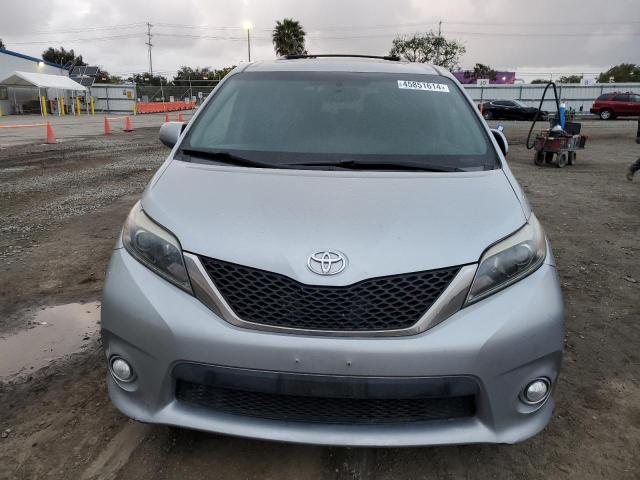 2017 TOYOTA SIENNA SE 5TDXZ3DC9HS766473