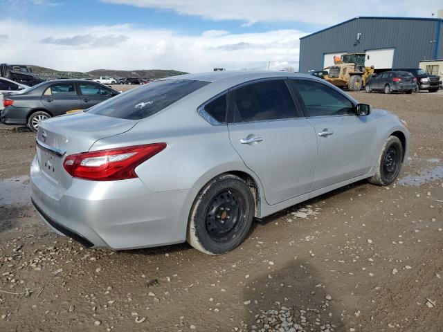 2016 Nissan Altima - Image 3