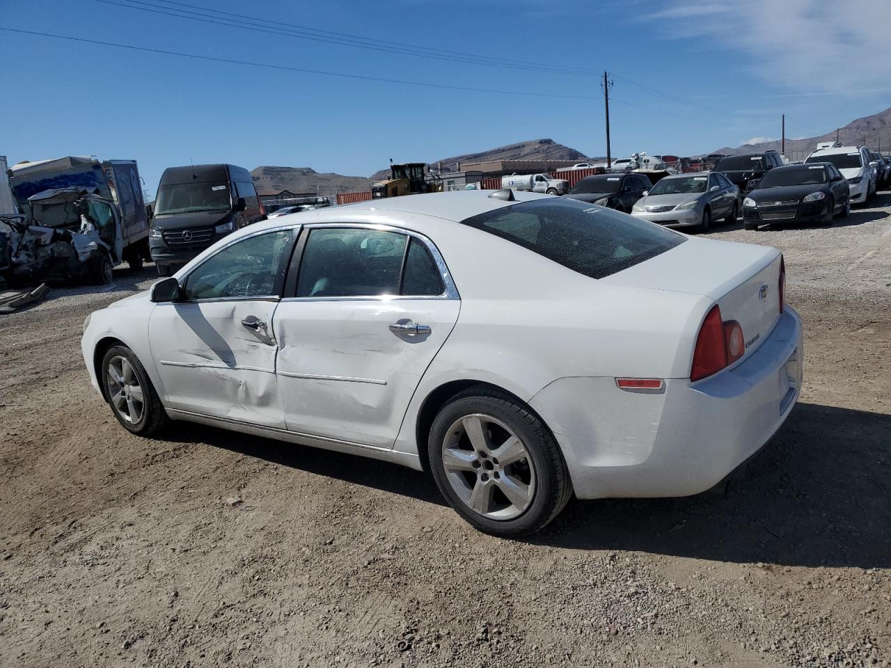 1G1ZD5EU3CF253263 2012 Chevrolet Malibu 2Lt