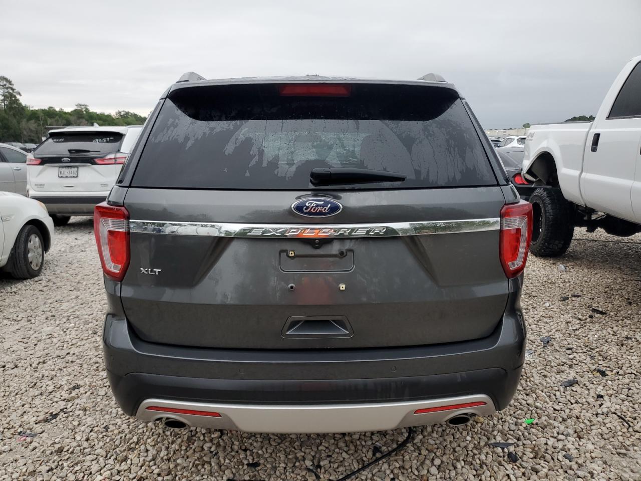 1FM5K7D89HGD39704 2017 Ford Explorer Xlt