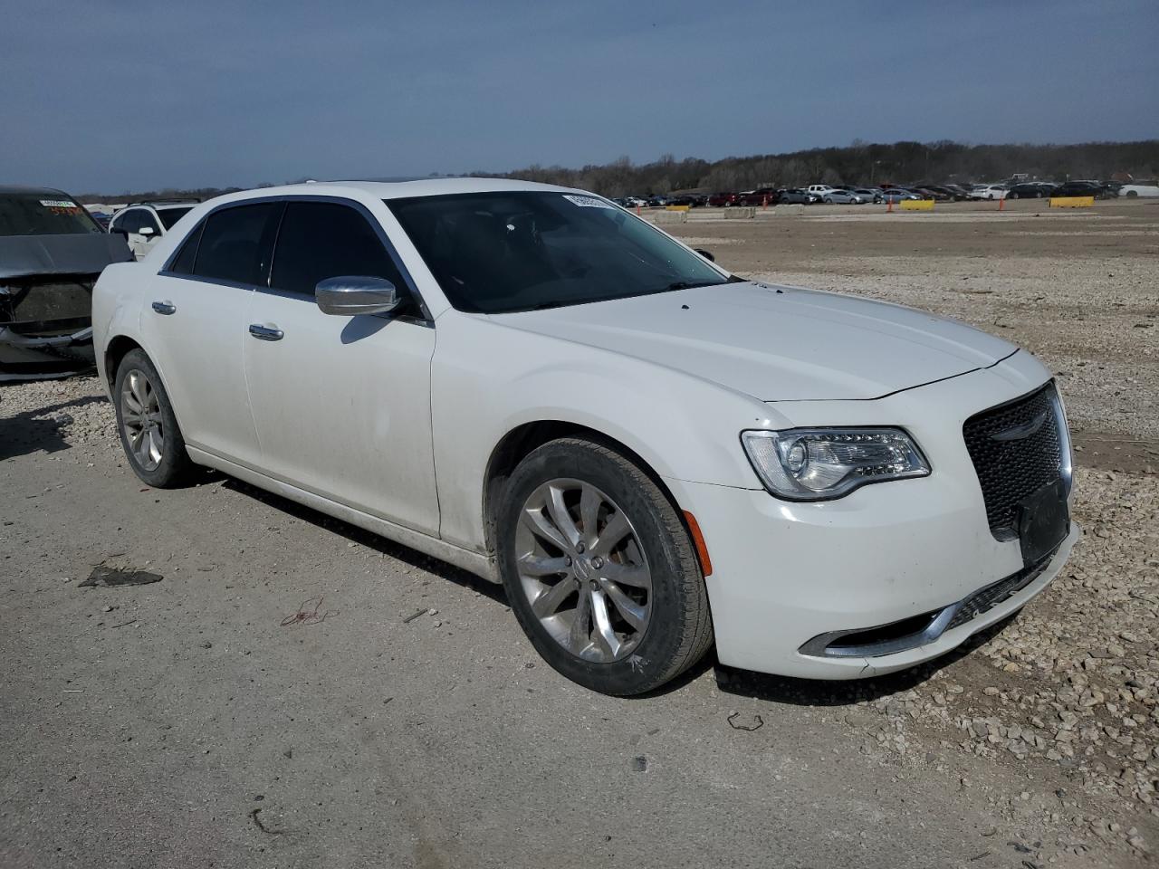 2016 Chrysler 300C vin: 2C3CCAKG8GH191147