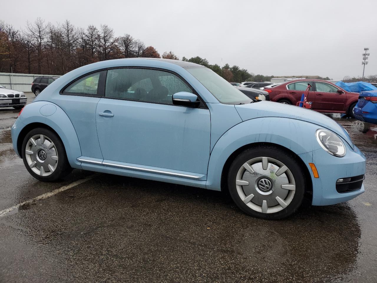 3VWJP7AT4DM637569 2013 Volkswagen Beetle