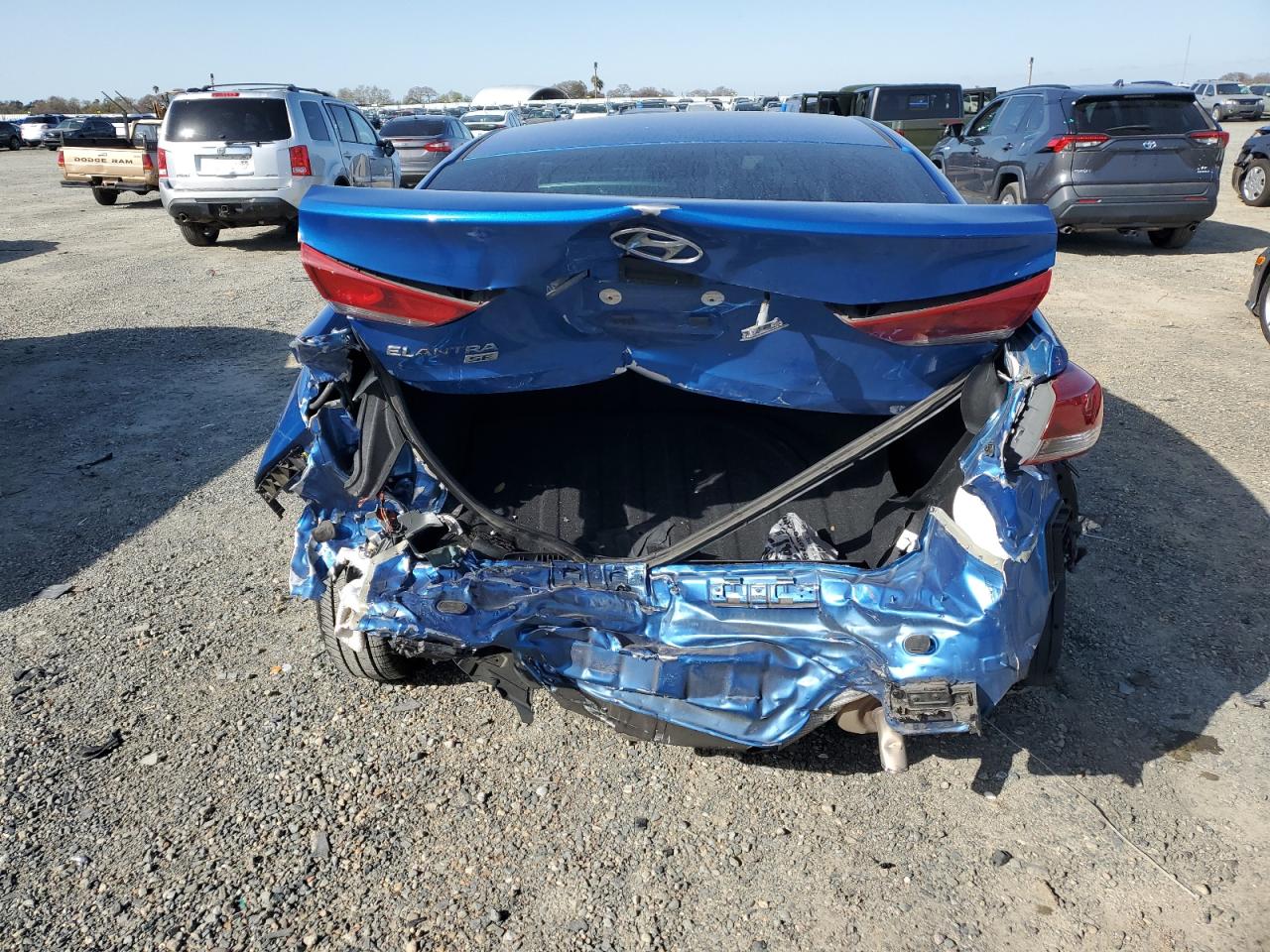 2018 Hyundai Elantra Se vin: KMHD74LF9JU581279