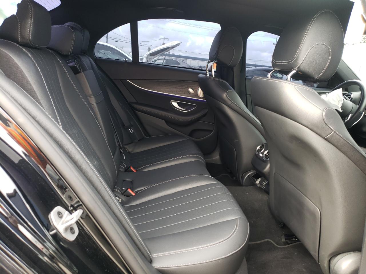 W1KZF8DB5NB071017 2022 Mercedes-Benz E 350