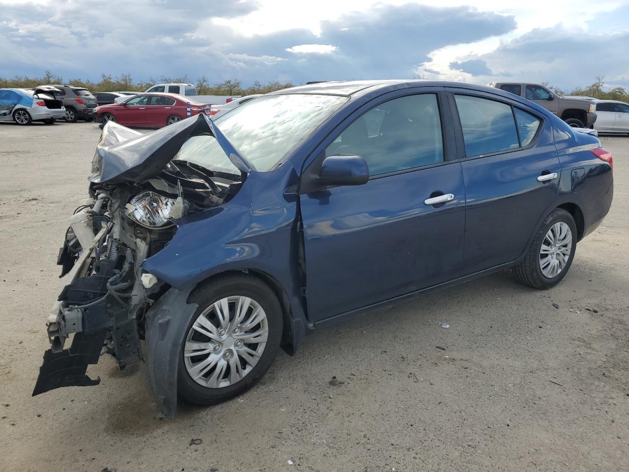 3N1CN7AP0DL878851 2013 Nissan Versa S