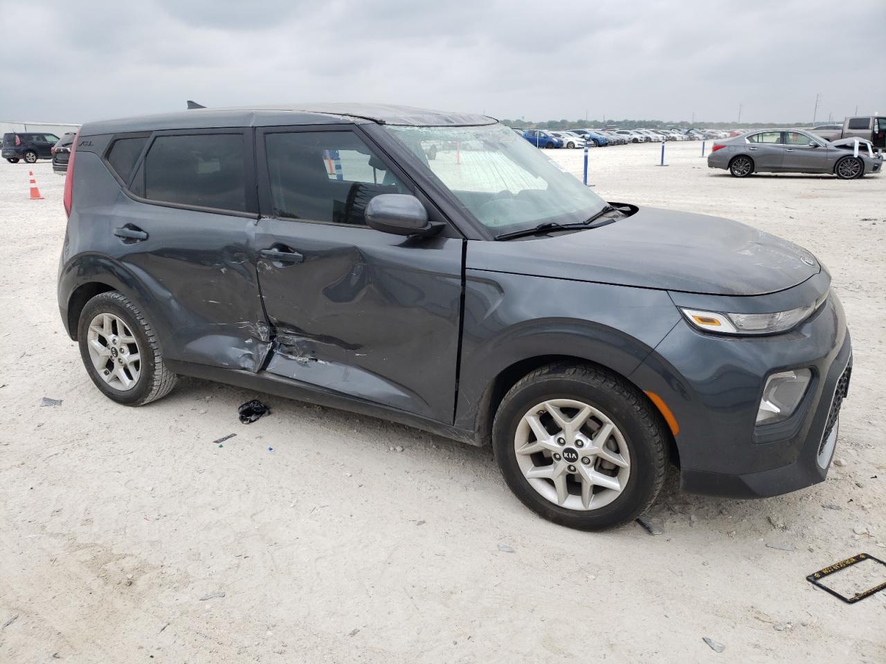 KNDJ23AU0L7732755 2020 Kia Soul Lx