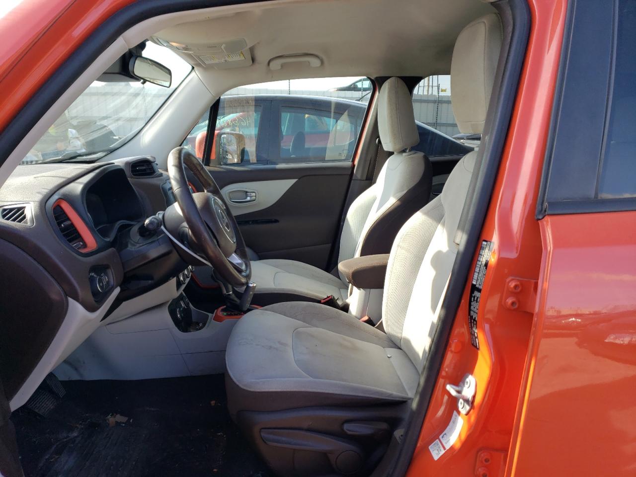 ZACCJBBT0FPB66356 2015 Jeep Renegade Latitude
