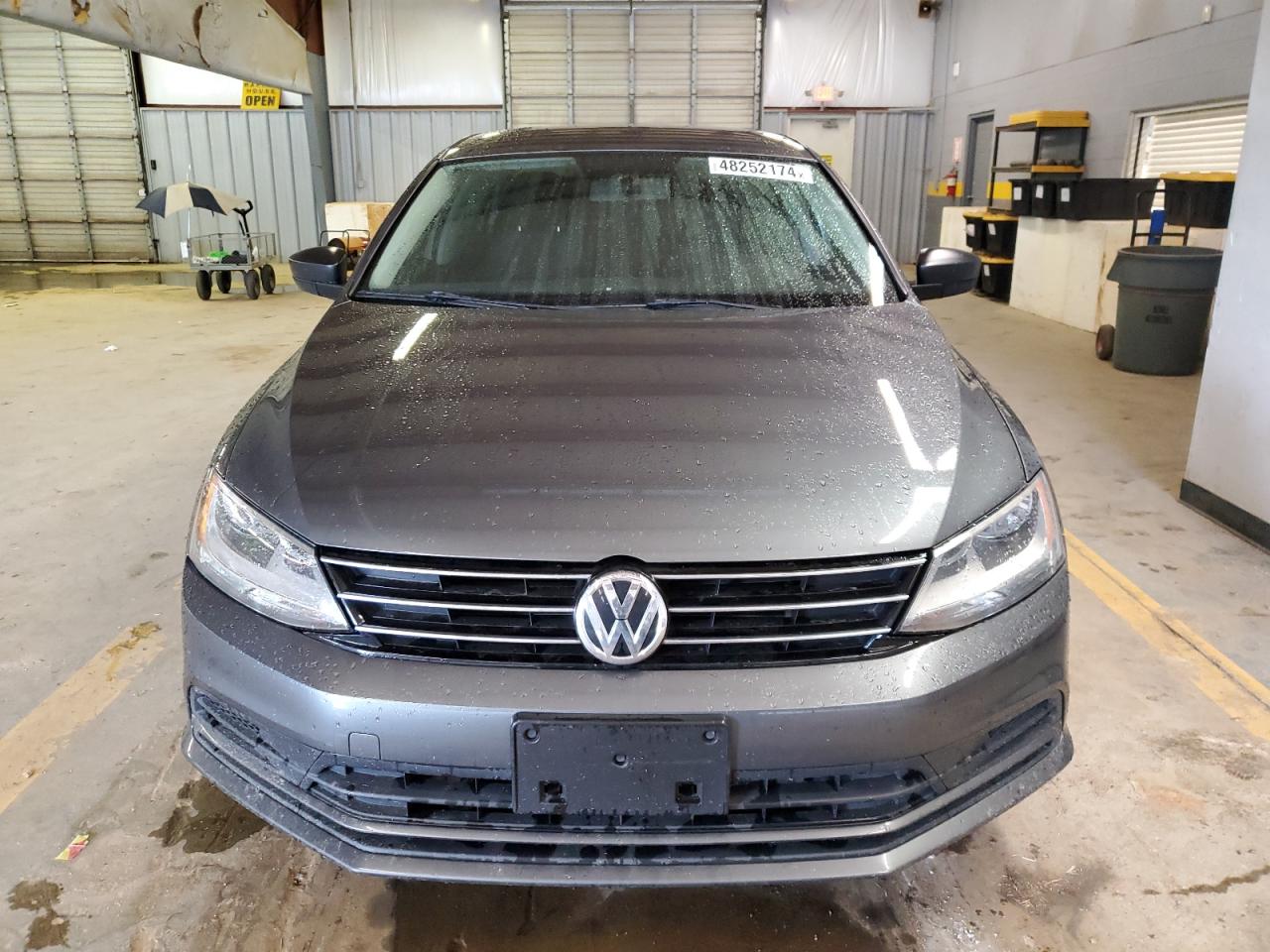 3VWD67AJ2GM347799 2016 Volkswagen Jetta Se