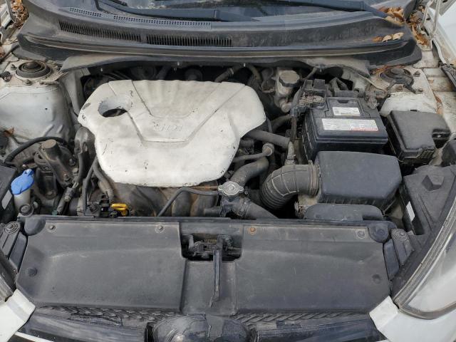 2012 Hyundai Veloster - Image 11