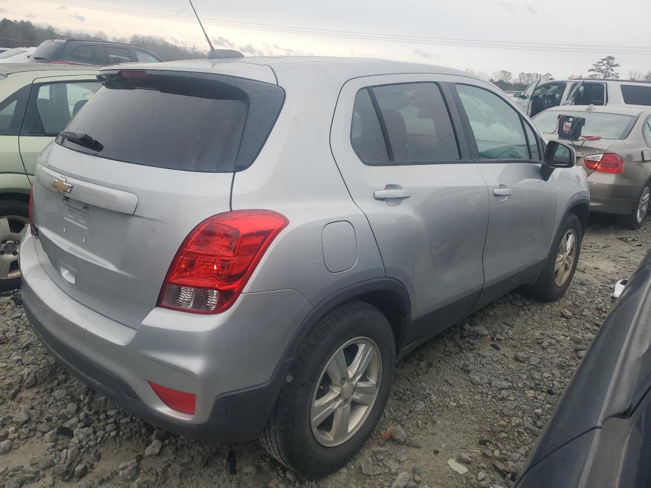 VIN: 3GNCJKSB2LL212403 2020 CHEVROLET TRAX