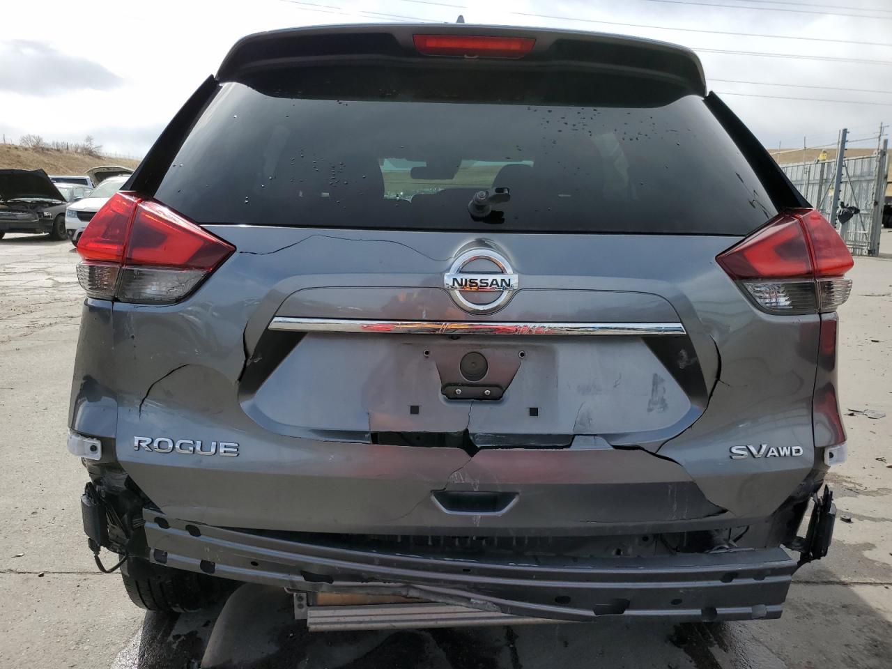 2019 Nissan Rogue S vin: KNMAT2MV7KP506318