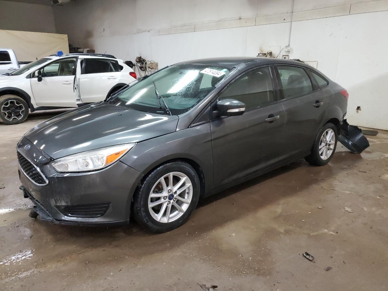 2017 Ford Focus Se vin: 1FADP3F29HL330596