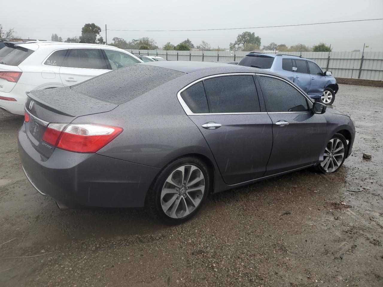 1HGCR2F55FA121337 2015 Honda Accord Sport