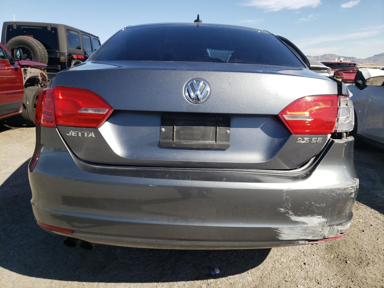 3VWDP7AJ3DM253777 2013 Volkswagen Jetta Se