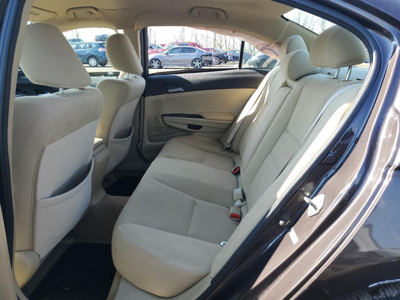 1HGCP2F31BA136383 2011 Honda Accord Lx