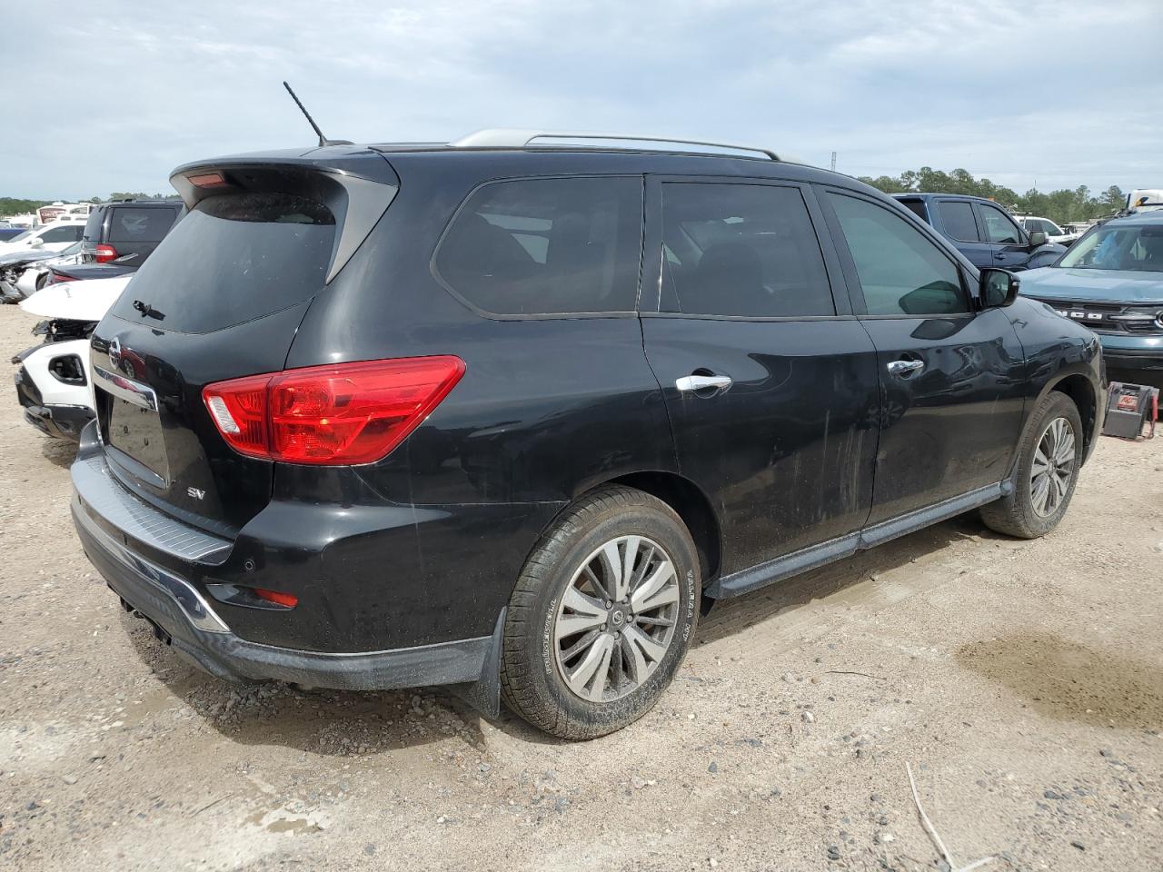 VIN: 5N1DR2MN5HC659514 2017 NISSAN PATHFINDER