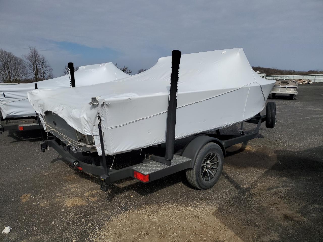 Lot #2510558264 2023 BOAT W/TRAILER