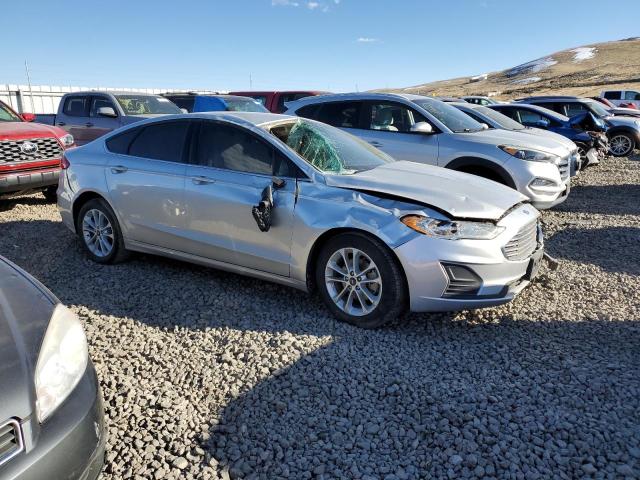 VIN 3FA6P0HDXKR135900 2019 Ford Fusion, SE no.4