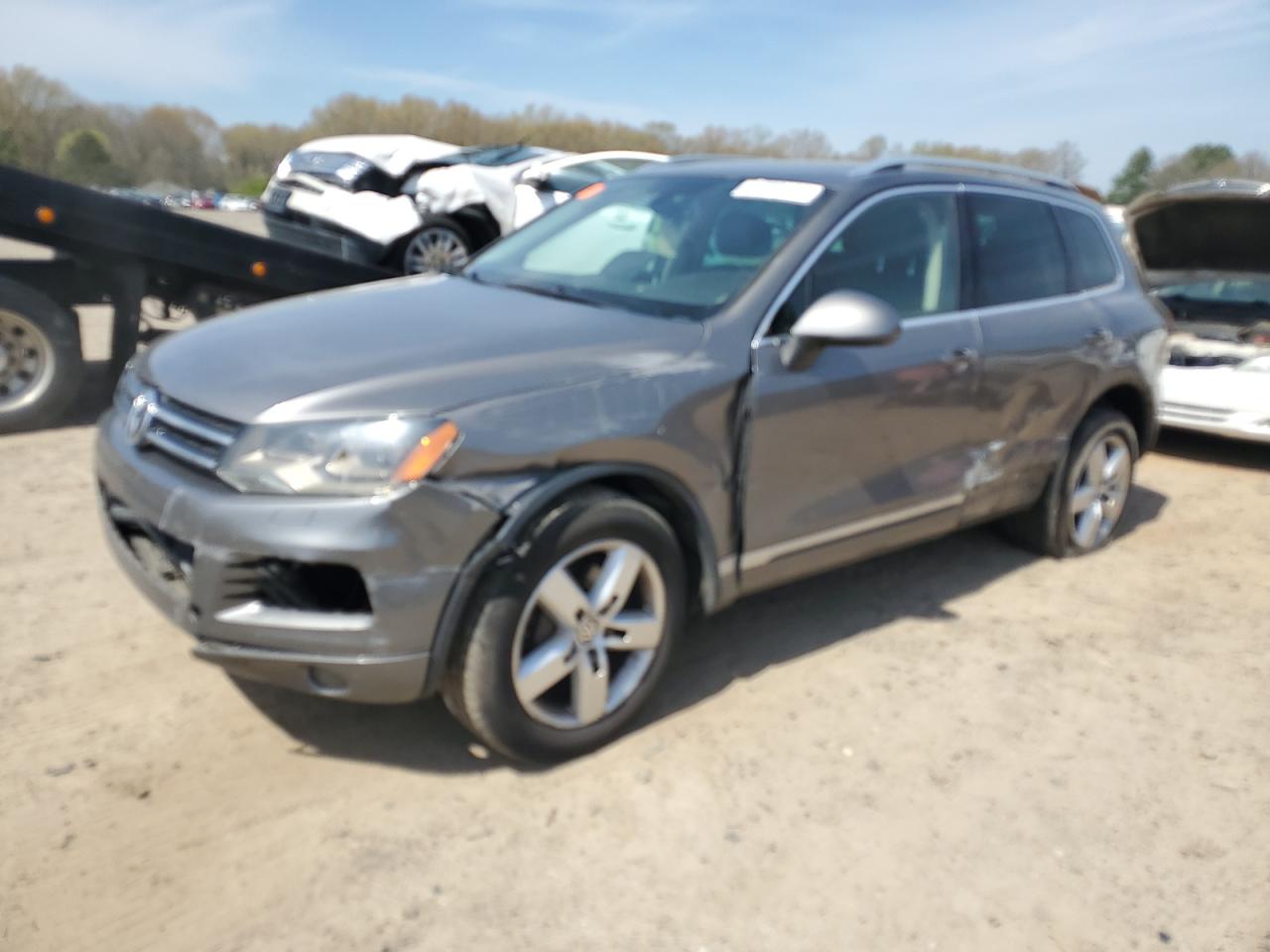 WVGEF9BP8DD003872 2013 Volkswagen Touareg V6