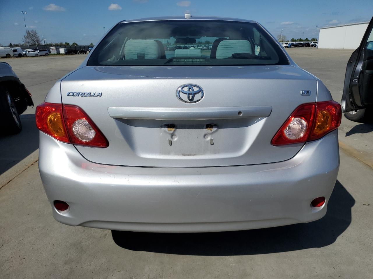 2T1BU4EE1AC527996 2010 Toyota Corolla Base