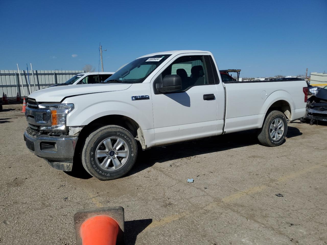 2019 Ford F150 vin: 1FTMF1C53KKC79268