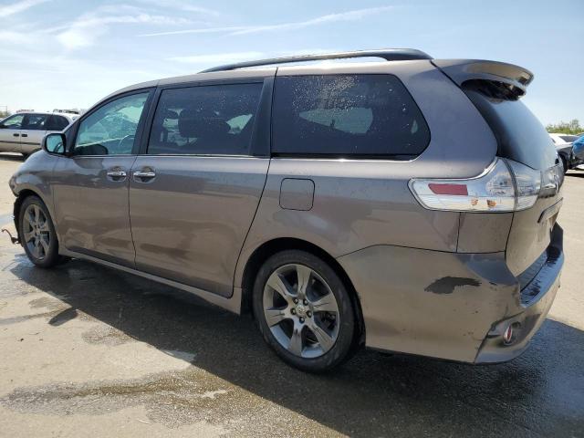 2016 TOYOTA SIENNA SE 5TDXK3DC0GS724180