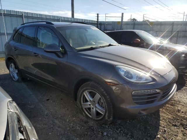 Паркетники PORSCHE CAYENNE 2014 Коричневый