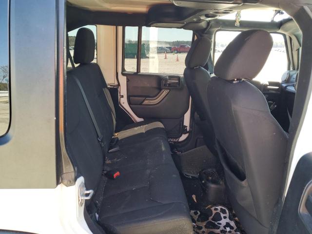 2015 JEEP WRANGLER U - 1C4BJWKG0FL690763