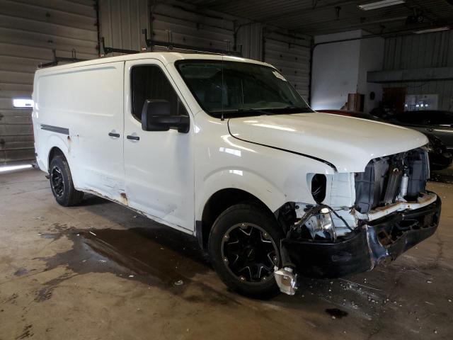 2015 NISSAN NV 1500 1N6BF0KX0FN804082