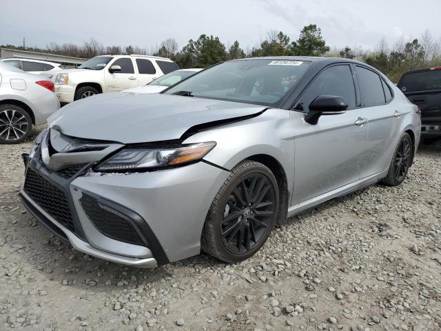 Lot #2443530729 2023 TOYOTA CAMRY XSE salvage car