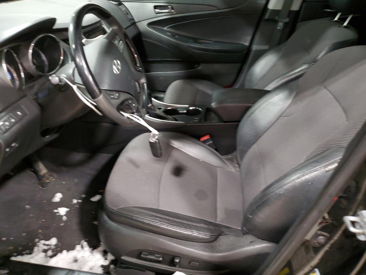 5NPEC4AC4DH645756 2013 Hyundai Sonata Se