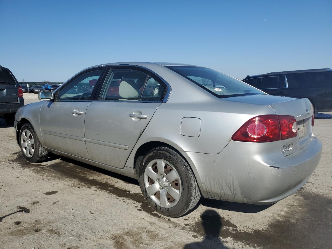 KNAGE123975108835 2007 Kia Optima Lx