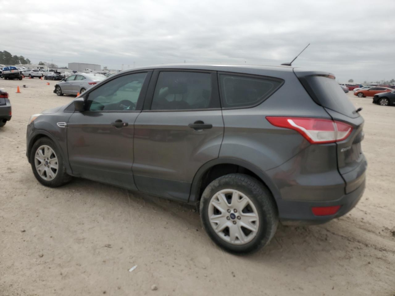 1FMCU0F72GUB97239 2016 Ford Escape S