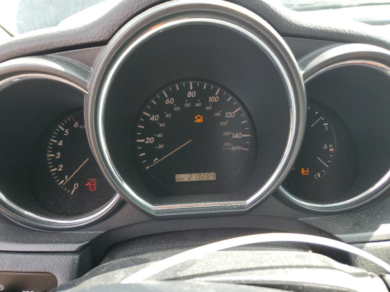 JTJGA31UX40035467 2004 Lexus Rx 330